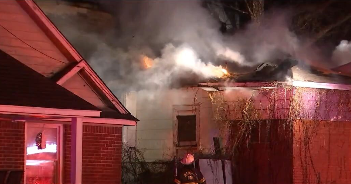 Firefighters battle fire in South Memphis | News | fox13memphis.com