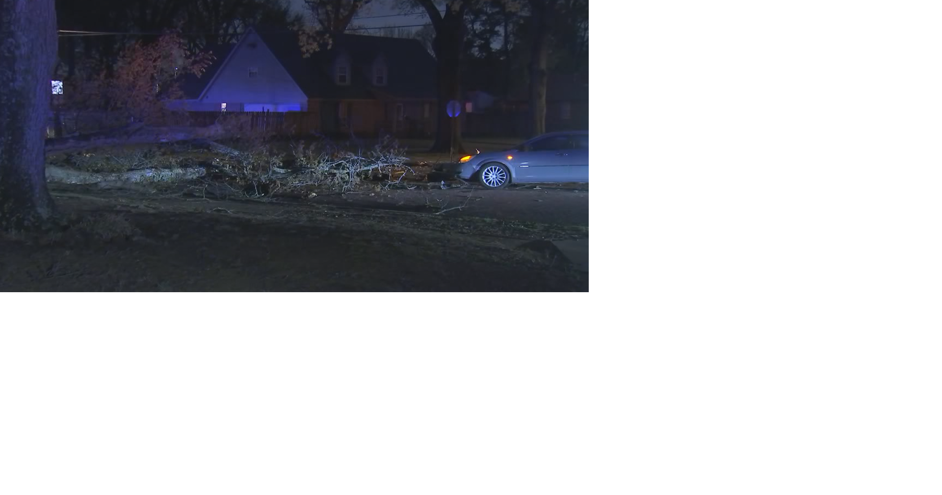 Snapped tree causing traffic delays in East Memphis | News ...