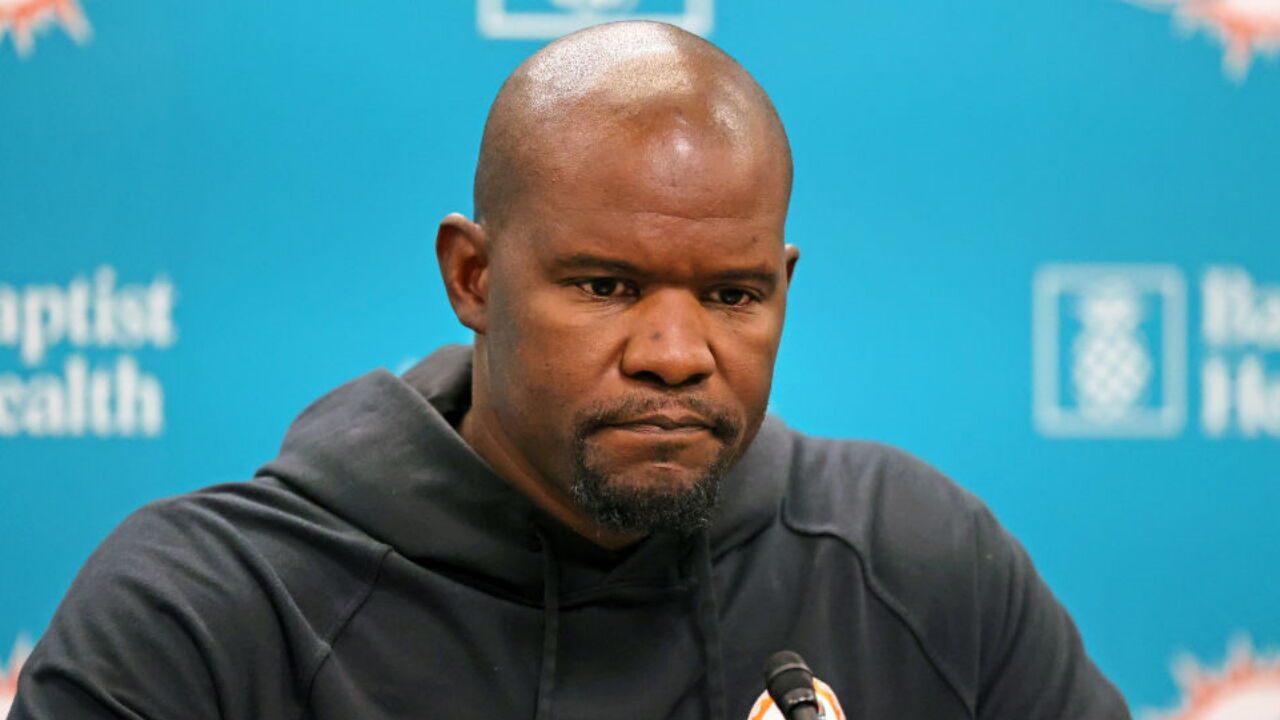 Brian Flores Joins Pittsburgh Steelers as Defensive Assistant and