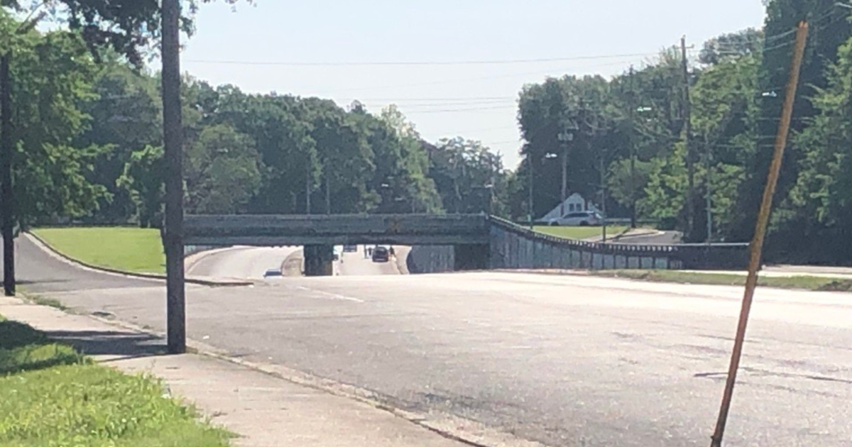 Concrete falls on road after truck hits overpass – FOX13 Memphis