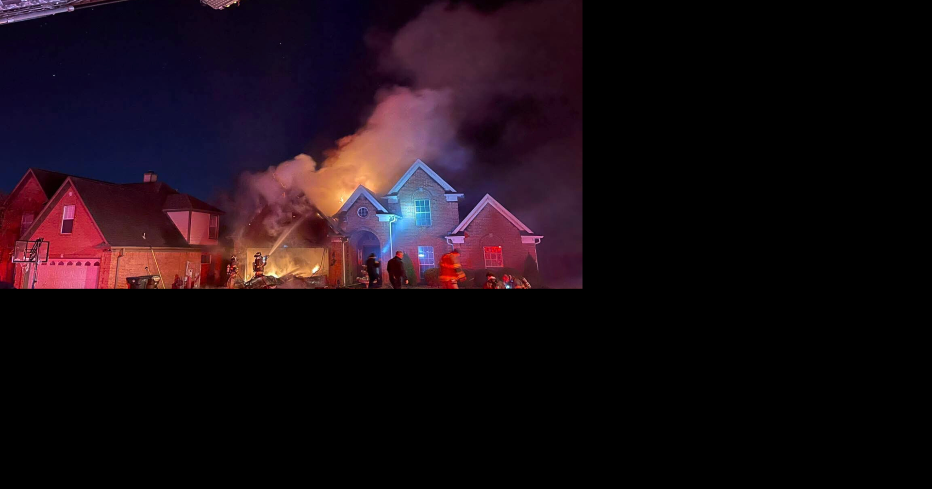 Homeowner escapes injuries after Bartlett house fire erupts | News ...