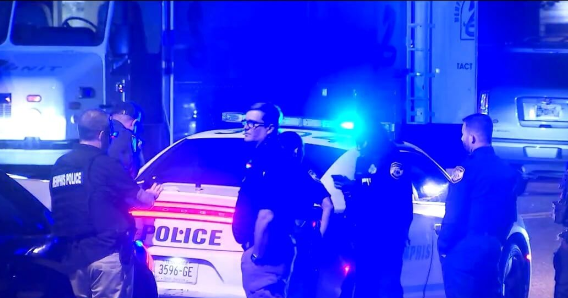 Man in custody after 12-hour standoff in car, MPD says | News ...