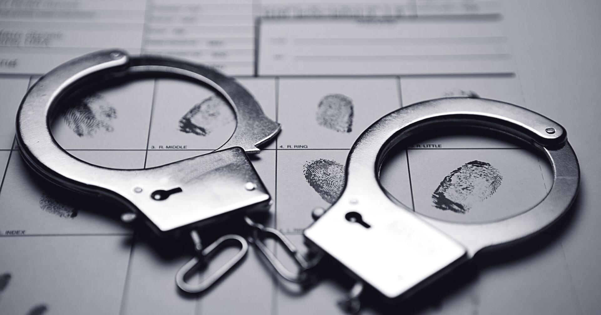 Woman punches security guard, bites deputy during fight | News - Vimarsana News
