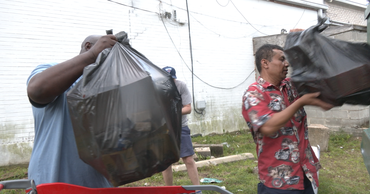 North Memphis convenience store owner throws away food after FOX13 investigation