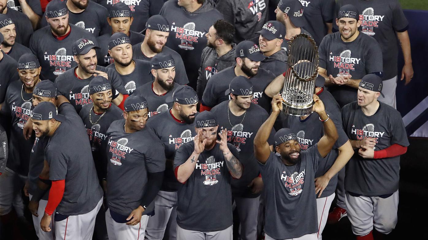 Red Sox honor the 2004 World Series team