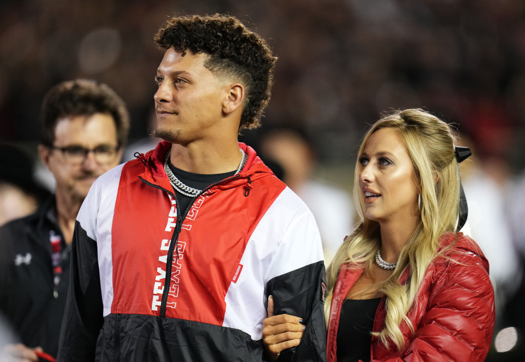 Kansas City Chiefs' Patrick Mahomes, Brittany welcome son