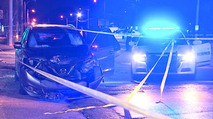 PHOTOS: Police squad car crashes into 3 cars at intersection during ...