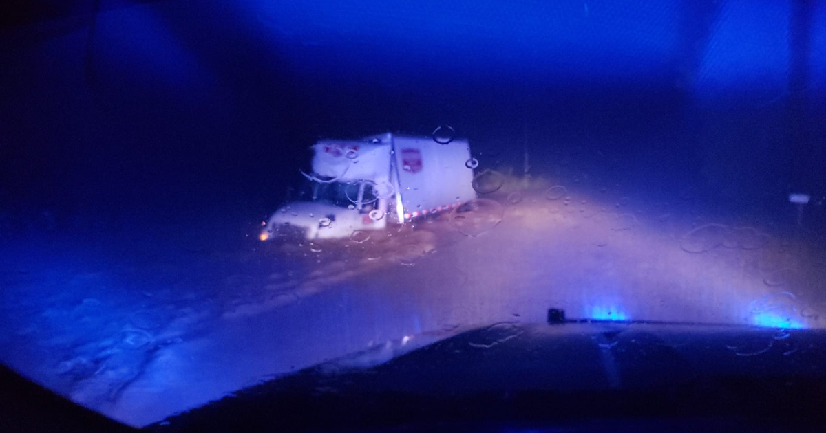 West Tennessee Floods Cause Closures, Accidents