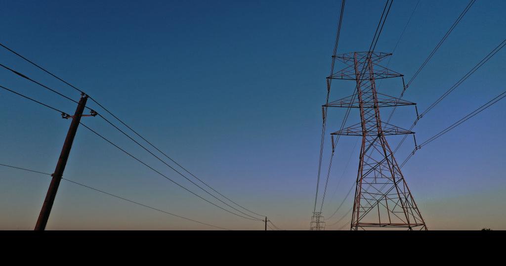 POWER OUTAGE West Memphis residents see outages as crews work to make repairs News