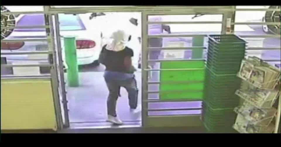 Local Dollar General robbed at gunpoint, MPD says News