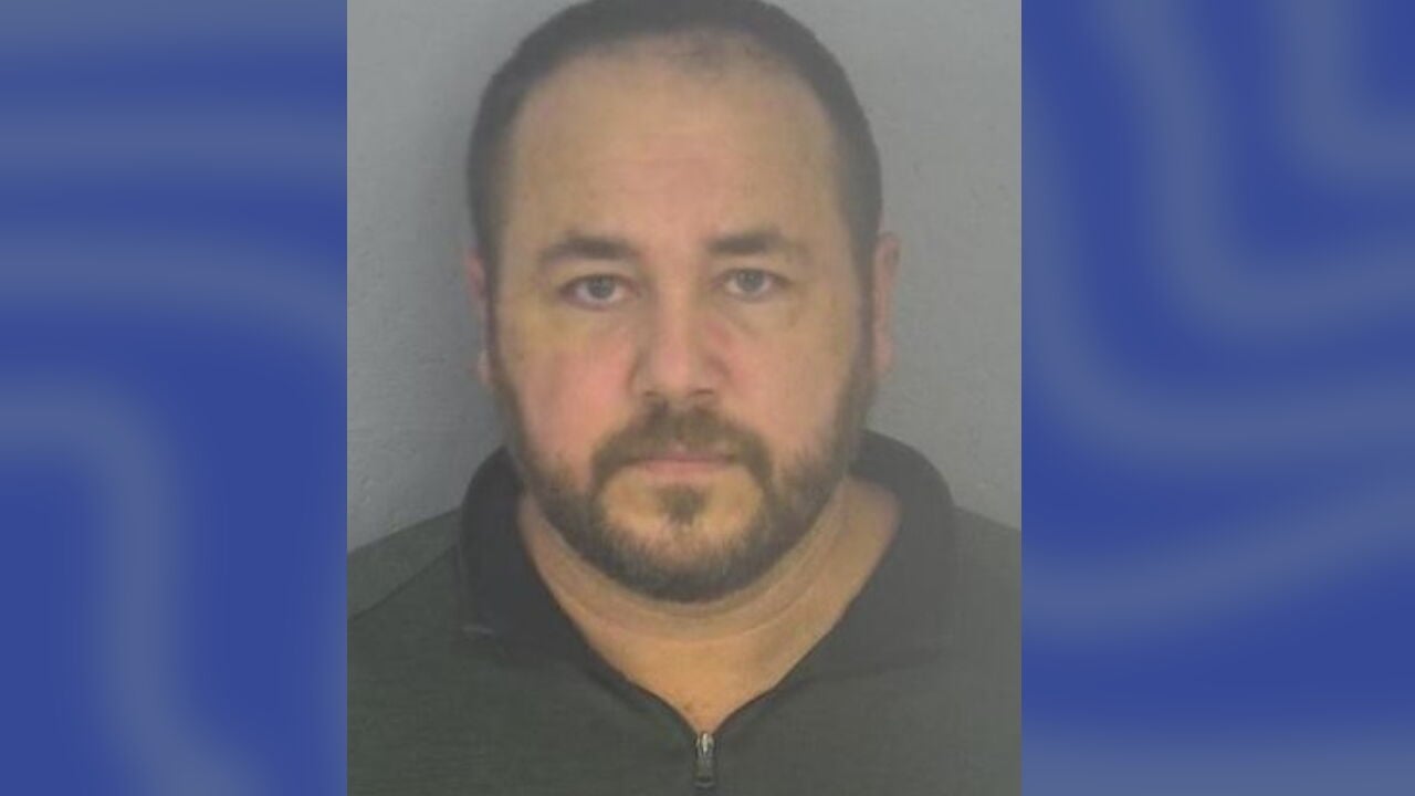 Former Missouri assistant principal pleads guilty to child porn charge |  Trending | fox13memphis.com