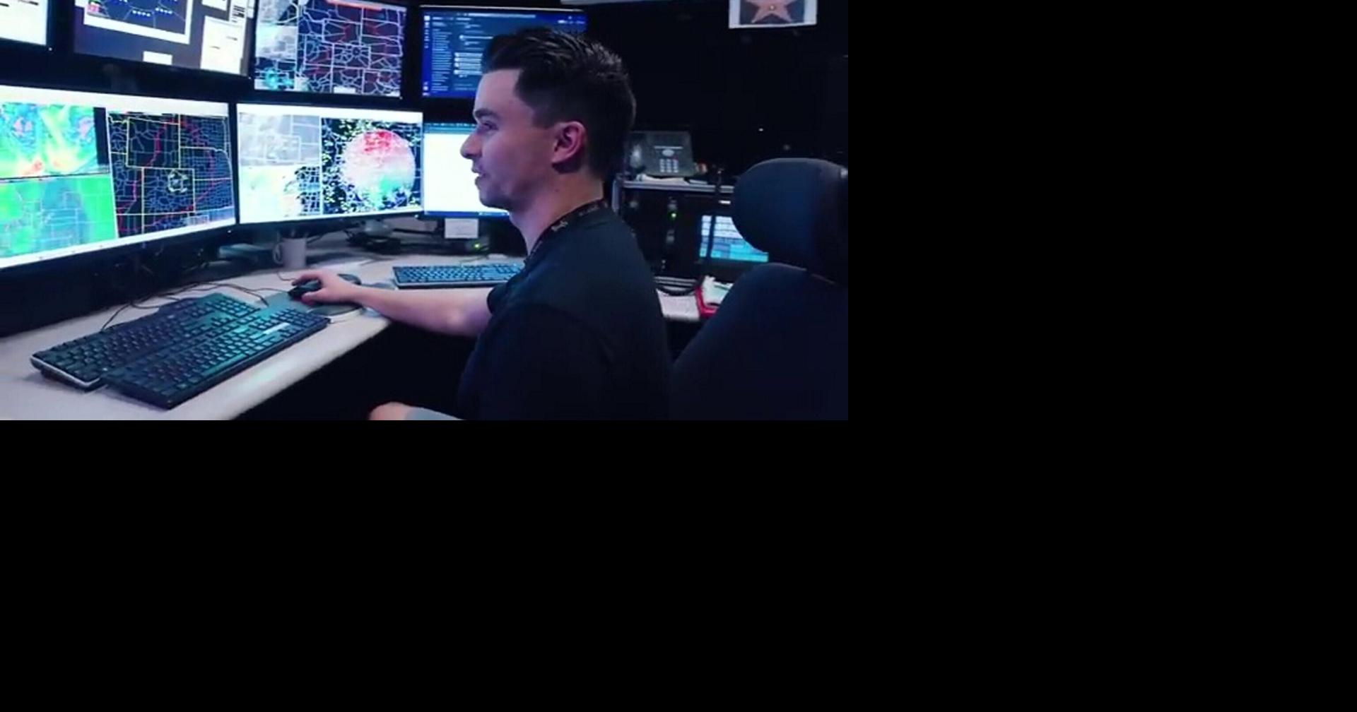 9. US hires over 2,000 video gamers as air traffic controllers