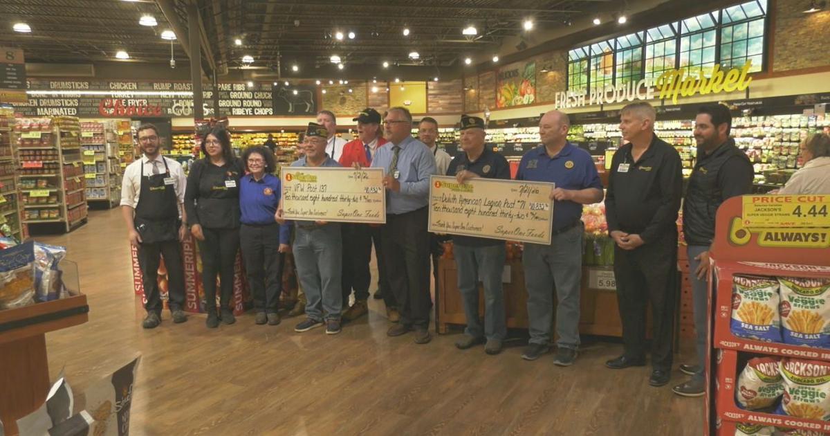 Duluth veteran organizations receive donations from Super One campaign