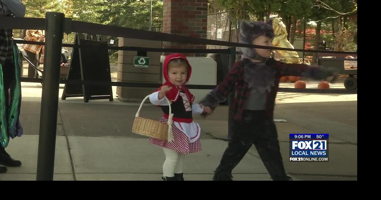 Lake Superior Zoo hosts annual Boo at The Zoo | News | fox21online.com
