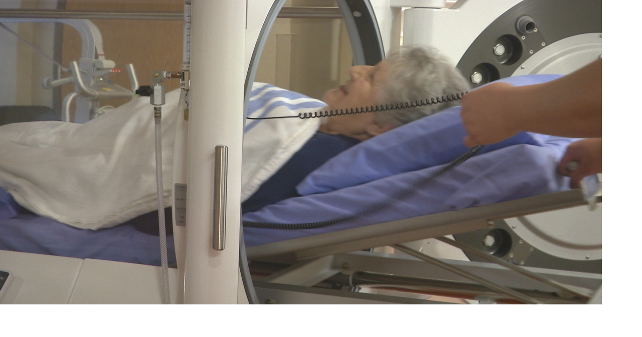 After years of pain, hyperbaric therapy helps a Duluth woman walk again | Health
