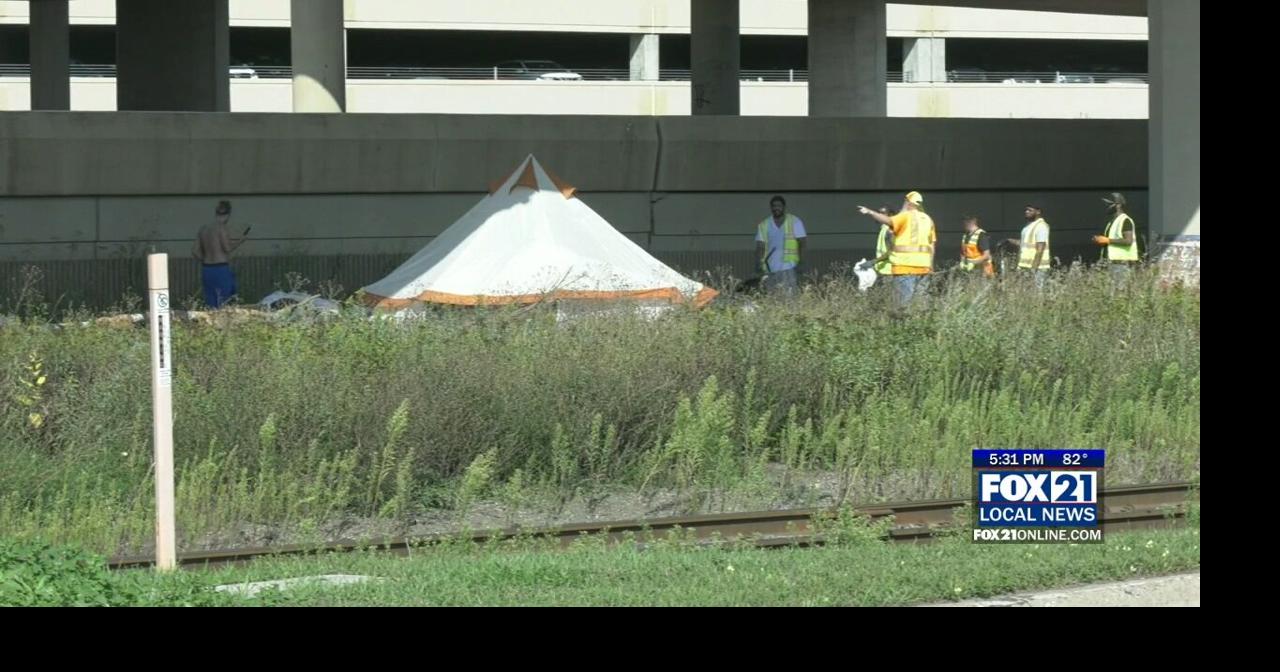 MnDOT Manages Homeless Encampment with Fencing and Cleanup Efforts ...