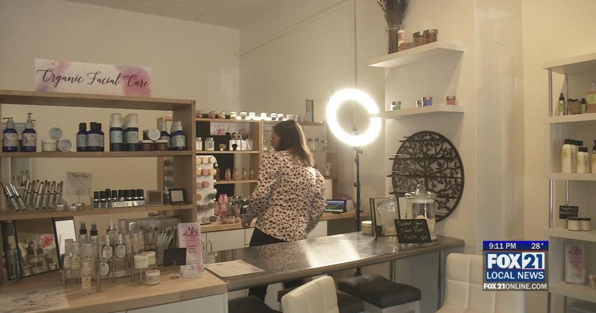 Local Make Up Local Makeup Shop Sets Up Workshops | News | fox21online.com