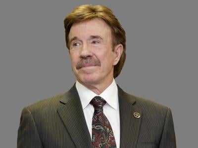 Chuck Norris, martial arts master and actor whose toughness became internet  lore, dies at 86 | National | fox21online.com