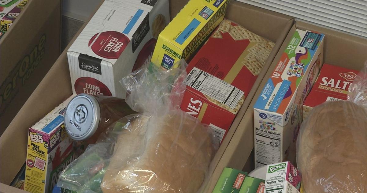 Superior Choice Credit Union gives away 200 boxes of free food