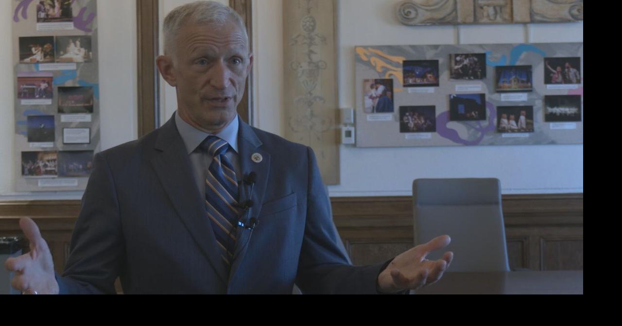 Mayor Reinert presents property tax levy before city council