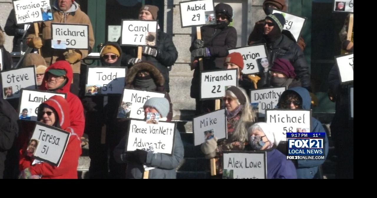 CHUM Holds Vigil For This Year’s Lost Homeless At Duluth City Hall ...