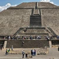 मेक्सिको पिरामिड शूटर ने हमले की योजना बनाई, अमेरिकी नरसंहार पर ध्यान केंद्रित किया