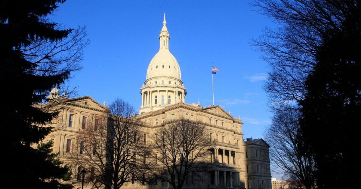 Michigan lawmakers revive push to legalize physician-assisted suicide | Politics Michigan lawmakers revive push to legalize physician-assisted suicide | Politics