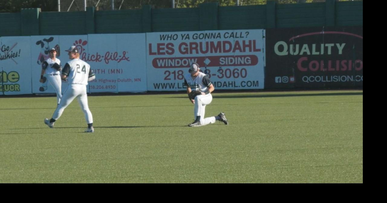 Three-run 6th helps Huskies snap four-game losing skid against Express