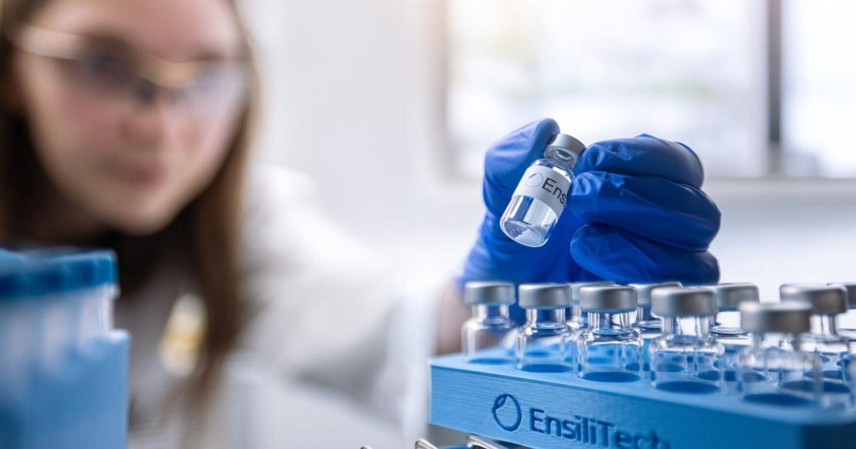Inside the laboratory working on a hantavirus vaccine | Health Inside the laboratory working on a hantavirus vaccine | Health
