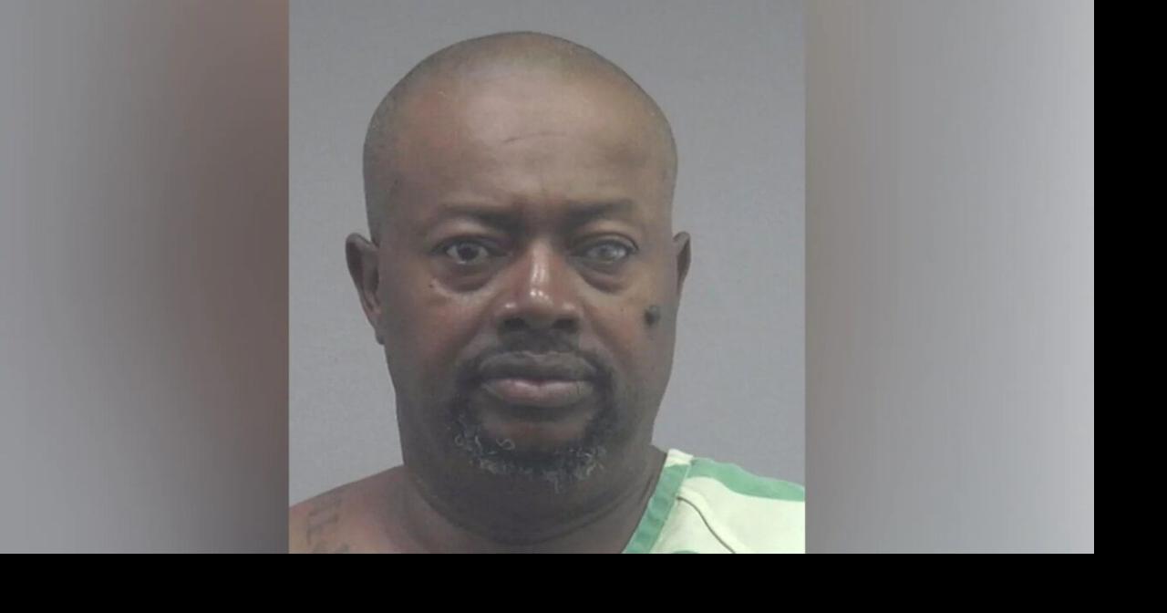 Florida man arrested for punching girlfriend, who changed channel ...