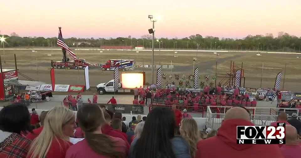Video: Around 1,000 people to attend funeral for a well known Muskogee