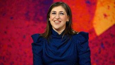 Mayim Bialik says she's out as a host of TV quiz show 'Jeopardy