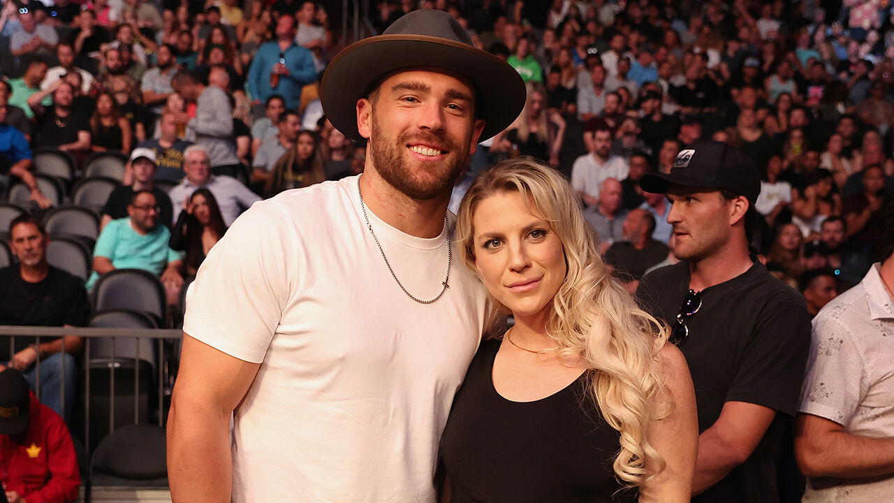 NFL's Zach Ertz, soccer star Julie Ertz welcome baby boy named