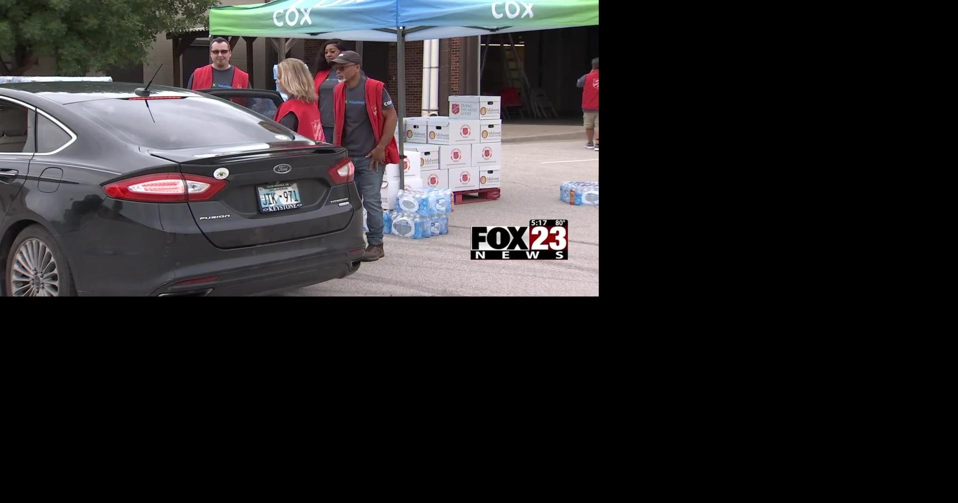 Video New Tulsa Salvation Army gave out food boxes and water News