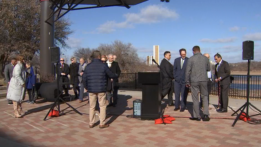 Photos Public signing ceremony for law water dam project held at