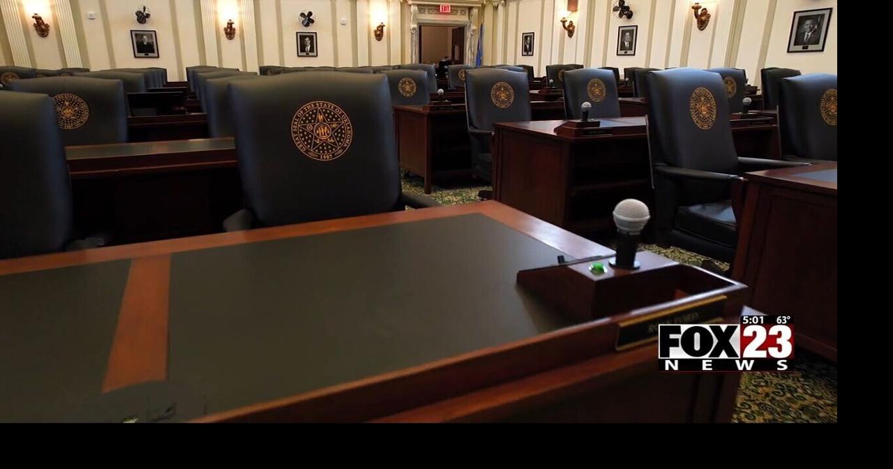 Oklahoma lawmakers push bills forward as budget heads to governor