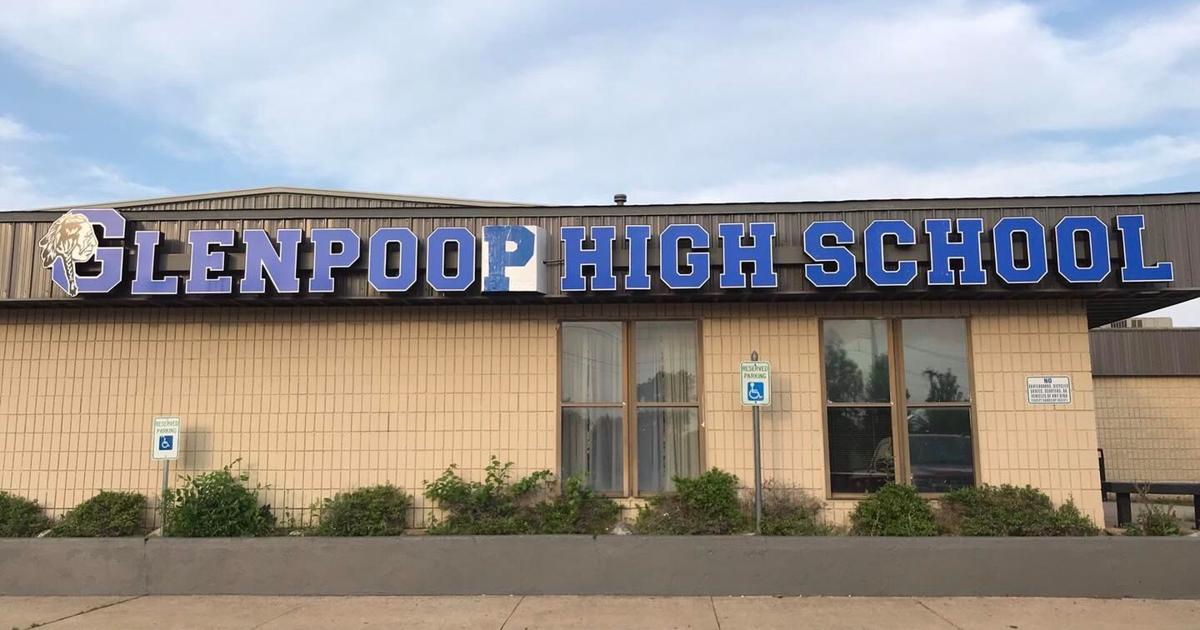 Glenpool High School graduating seniors leave their school a parting