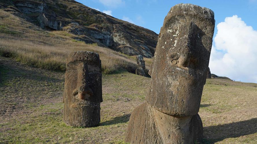 Photos Easter Island statues damaged in fire