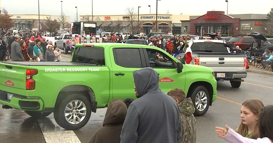Photos Owasso Christmas Parade