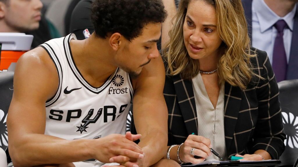 Becky Hammon becomes first woman to coach an NBA game | Trending Archives |  