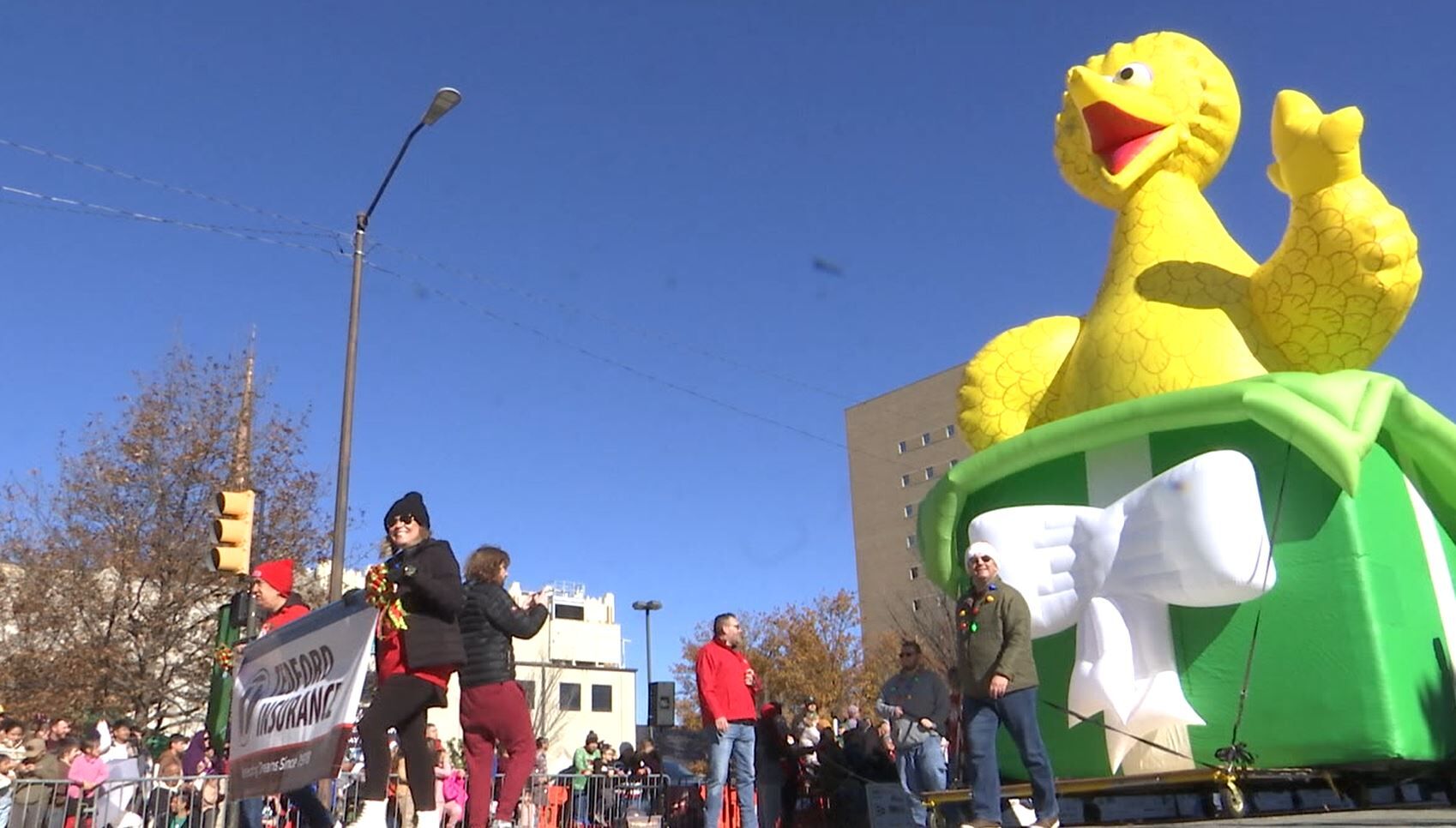 Photos: Thousands Gather In Downtown Tulsa For Tulsa Christmas Parade ...