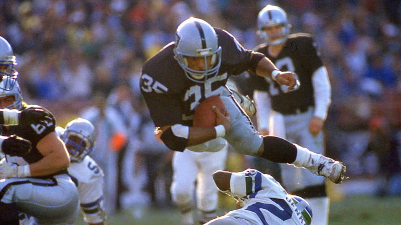 Steve Smith, former Raiders fullback, dead at 57 after near 20