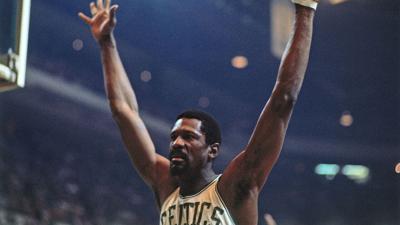 Bill Russell, Celtics Center Who Transformed Pro Basketball, Dies at 88 -  The New York Times