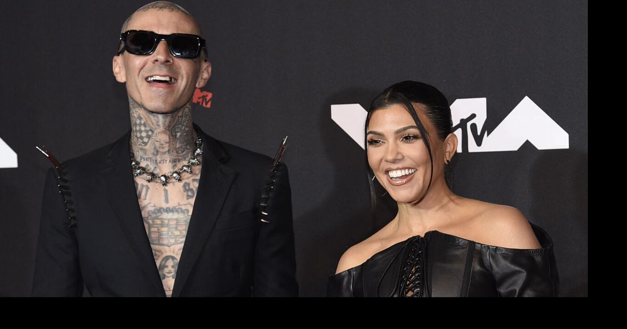 Kourtney Kardashian, Blink-182′s Travis Barker engaged | Trending | fox23.com