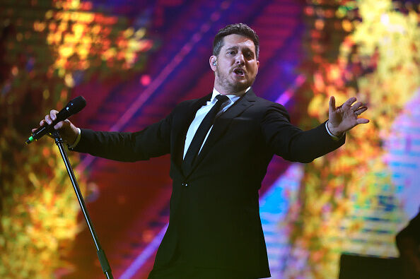 How Tall Is Michael Bublé? Crooner’s Height & Profile Photos: Michael Bubl through the years | | fox23.com