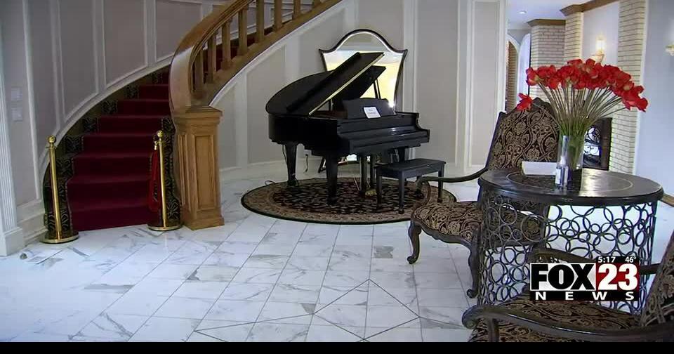 Take a look inside Inola’s Thompson Mansion, weeks before auction
