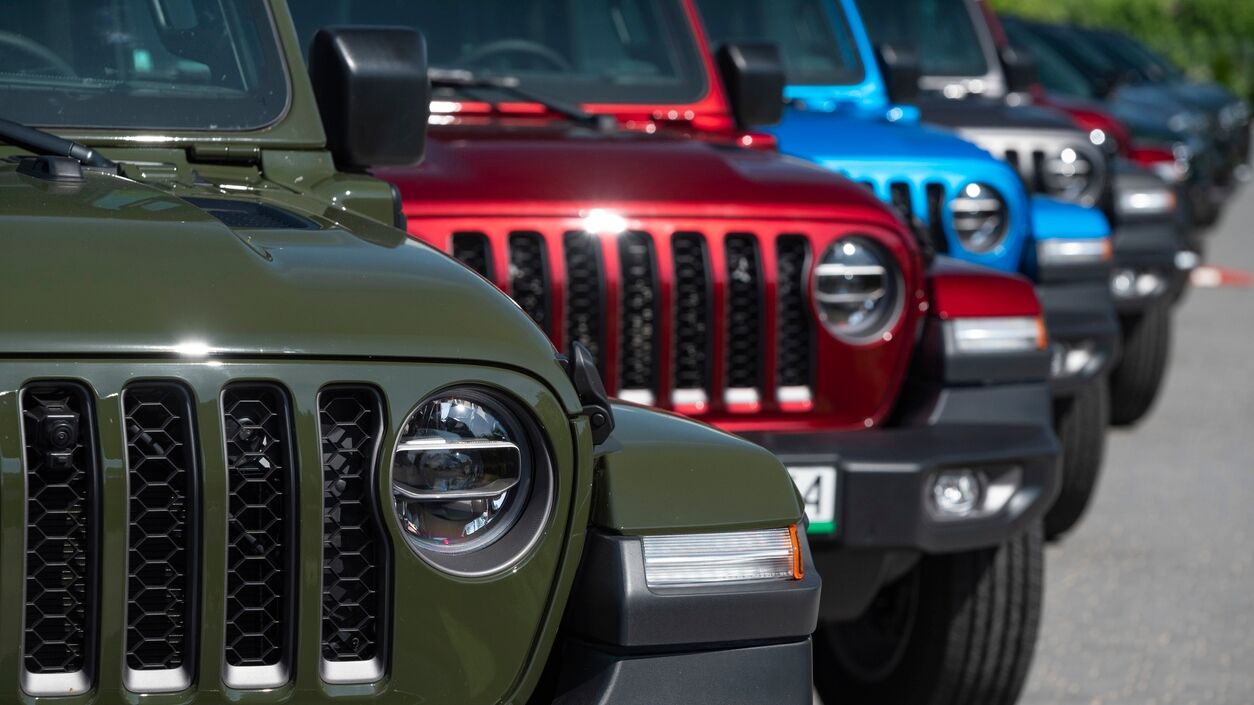 Recall alert: Jeep recalls nearly 63K Wranglers | Trending 