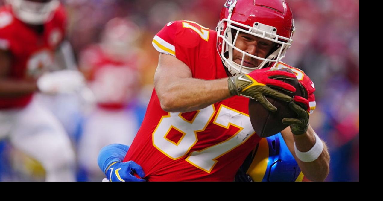 Travis Kelce shoots his shot: How to watch today's Chicago Bears