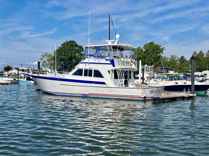 Photos Yacht featured in 'Caddyshack' up for sale