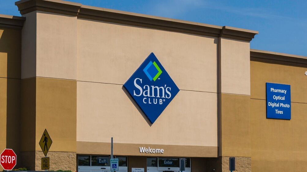 Walmart Suddenly Closes Sam's Club Stores